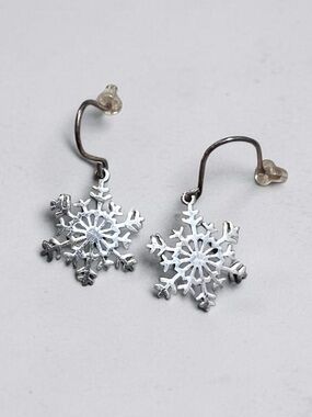 Silver Tone Snowflake Drop Earrings